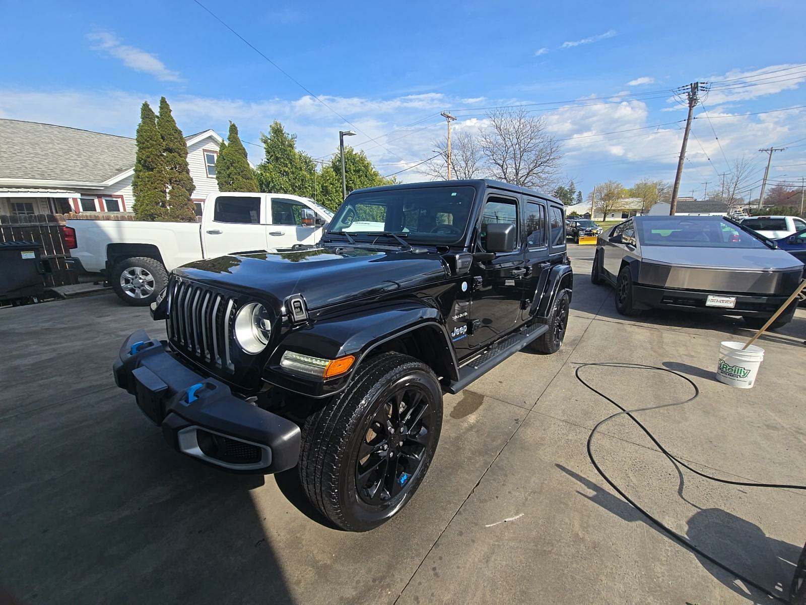 Jeep Wrangler 4 Door Sahara 4xe